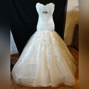 La Sposa Strapless Lace Ballgown Wedding Dress Beaded Crystal Belt Tulle Mermaid